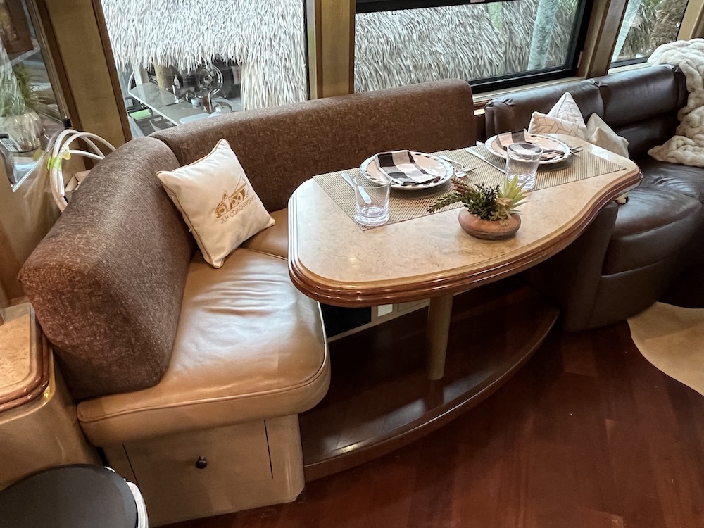 2009 Prevost Marathon H3-45 For Sale