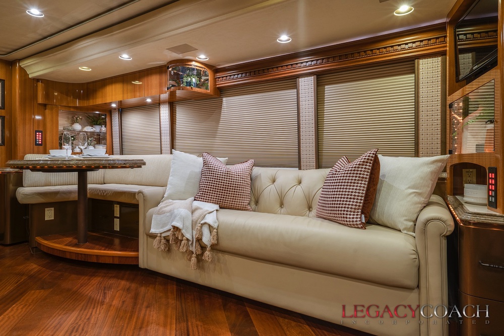 2009 Prevost Marathon H3-45 For Sale