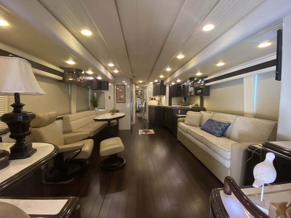 2009 Prevost Marathon H3-45 For Sale