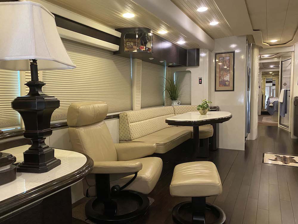 2009 Prevost Marathon H3-45 For Sale