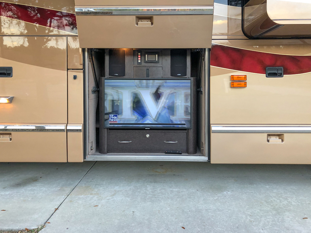 2009 Prevost Marathon H3-45 For Sale