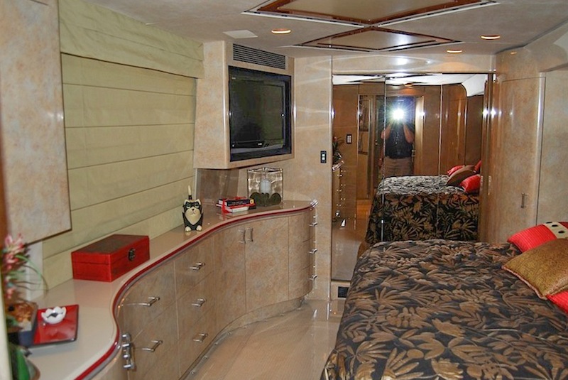 20089Prevost Marathon H3-45 For Sale
