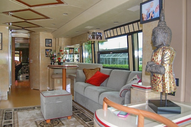 20089Prevost Marathon H3-45 For Sale