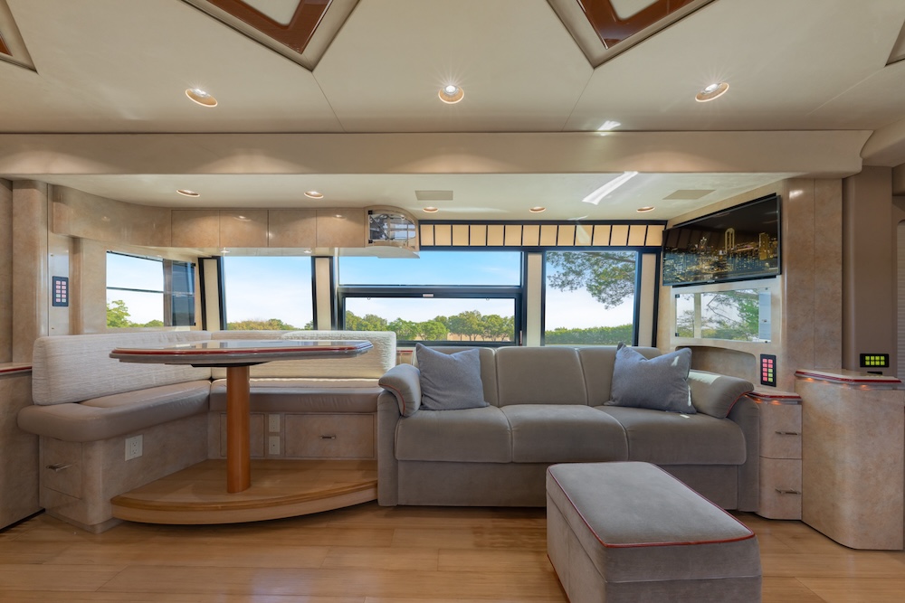 2009 Prevost Marathon H3-45 For Sale