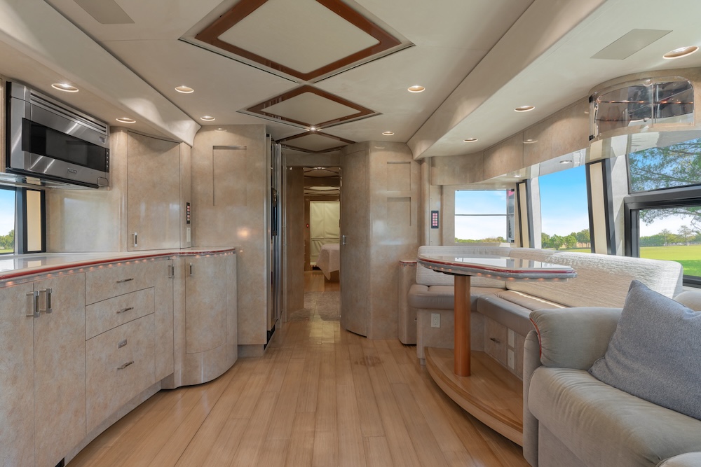 2009 Prevost Marathon H3-45 For Sale