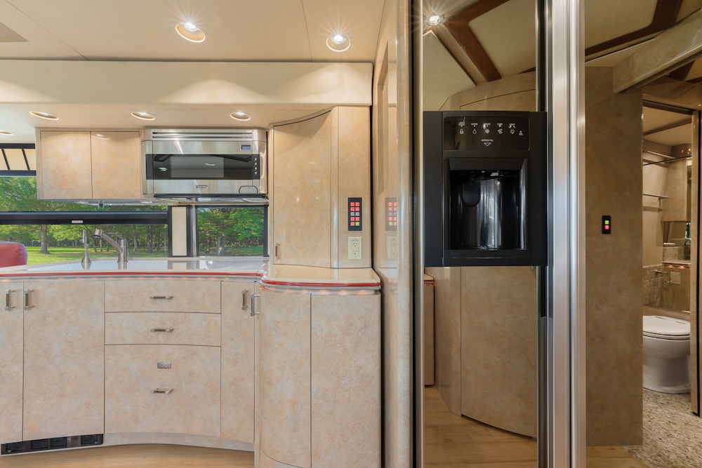 2009 Prevost Marathon H3-45 For Sale