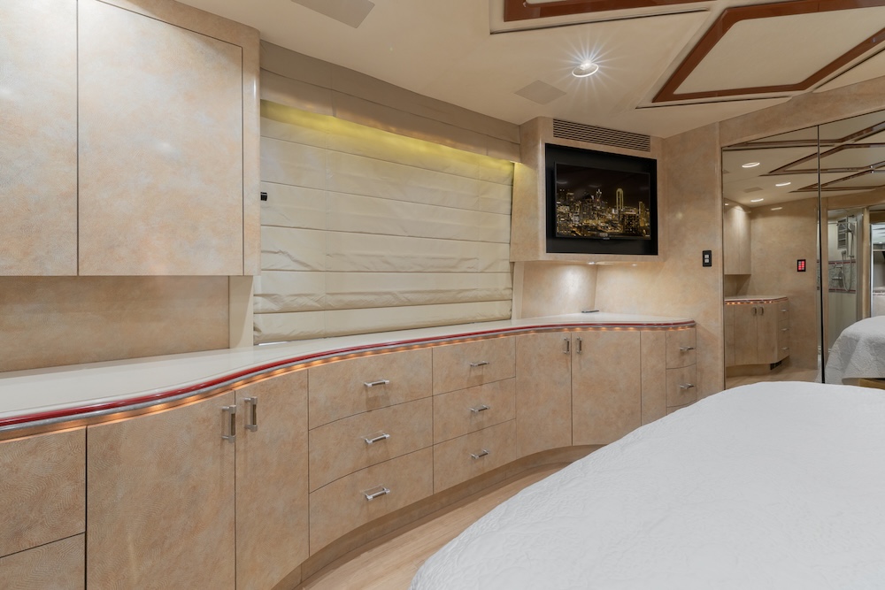 2009 Prevost Marathon H3-45 For Sale