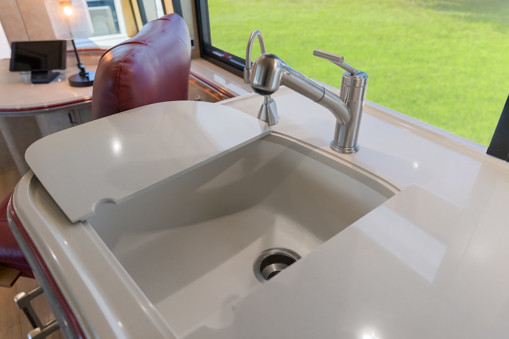 2009 Prevost Marathon H3-45 For Sale