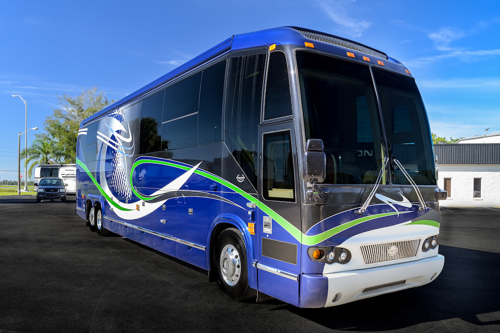 200 Prevost Marathon H3-45 For Sale