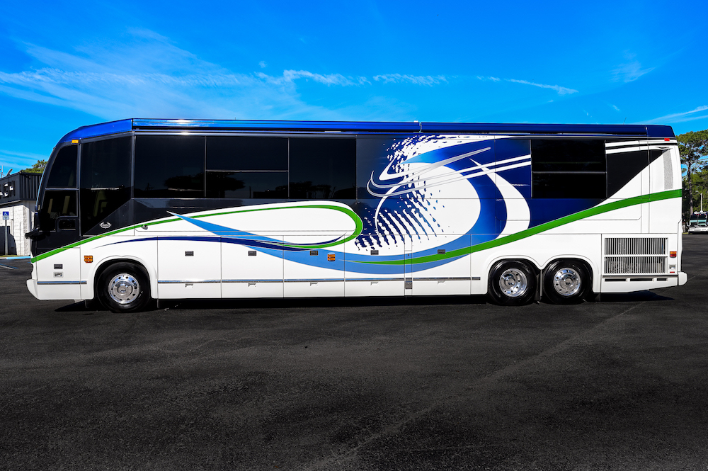 200 Prevost Marathon H3-45 For Sale