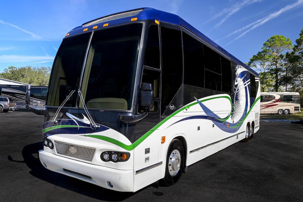 200 Prevost Marathon H3-45 For Sale