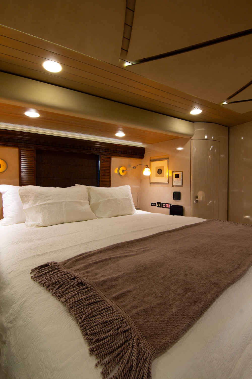 2009 Prevost Marathon H3-45 For Sale