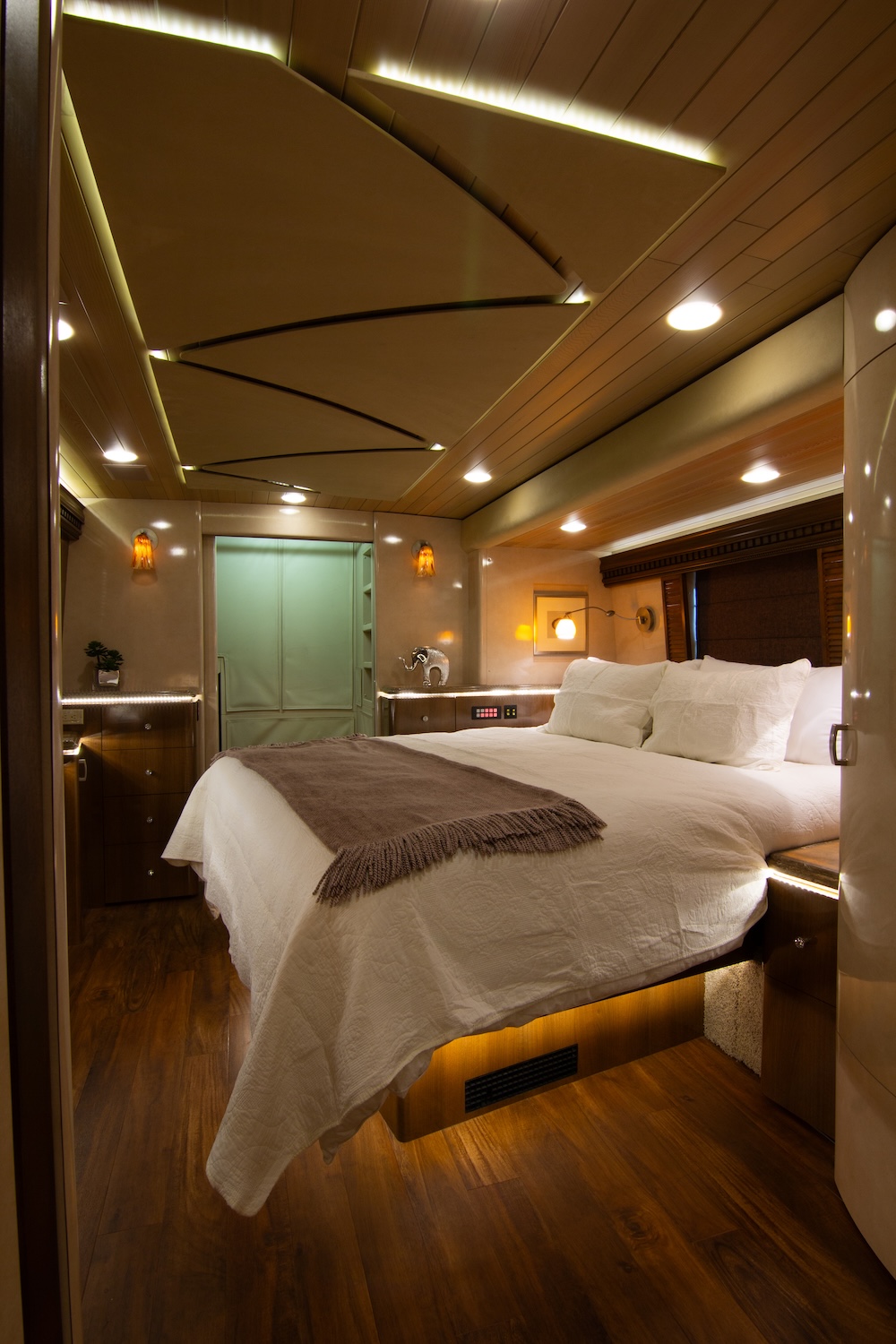 2009 Prevost Marathon H3-45 For Sale