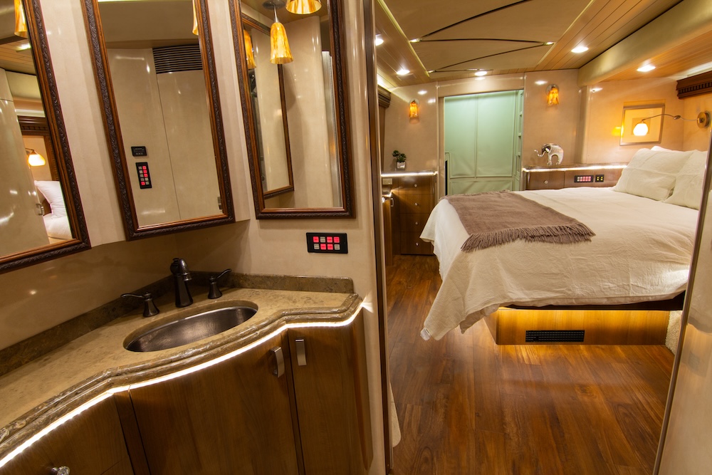 2009 Prevost Marathon H3-45 For Sale