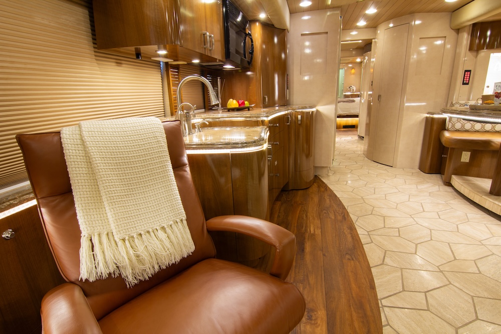 2009 Prevost Marathon H3-45 For Sale