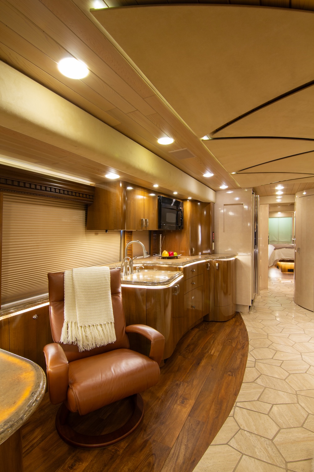 2009 Prevost Marathon H3-45 For Sale