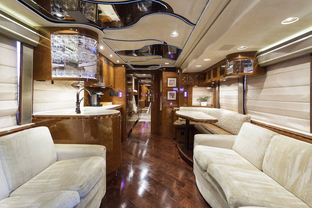 2009 Prevost Marathon XLII For Sale