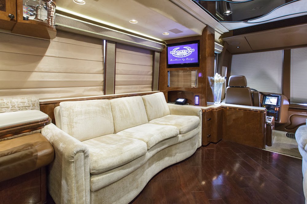 2009 Prevost Marathon XLII For Sale