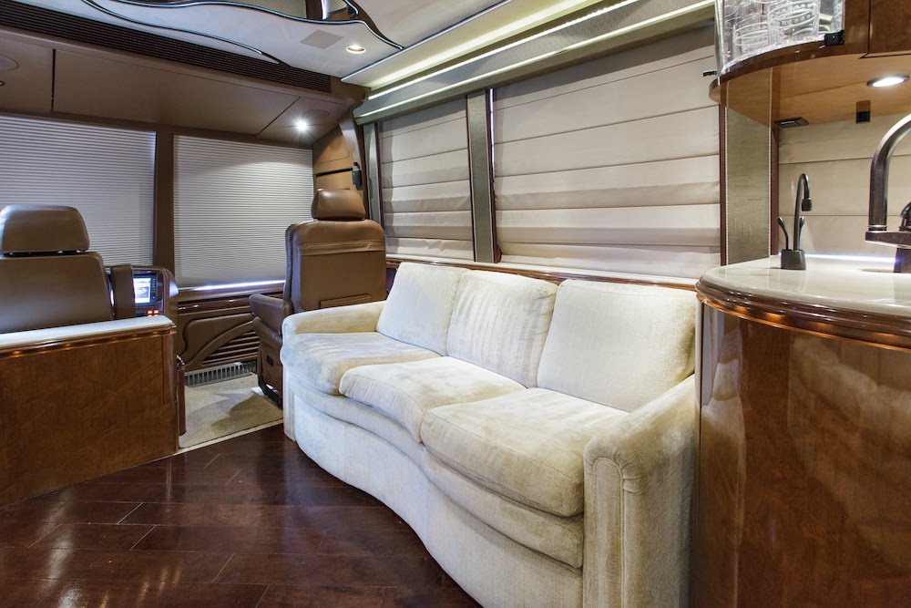 2009 Prevost Marathon XLII For Sale