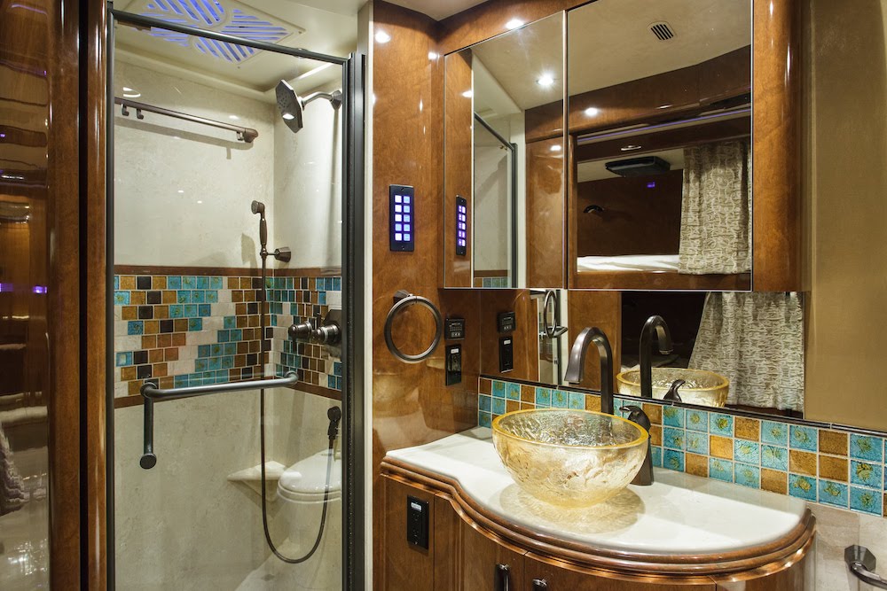 2009 Prevost Marathon XLII For Sale