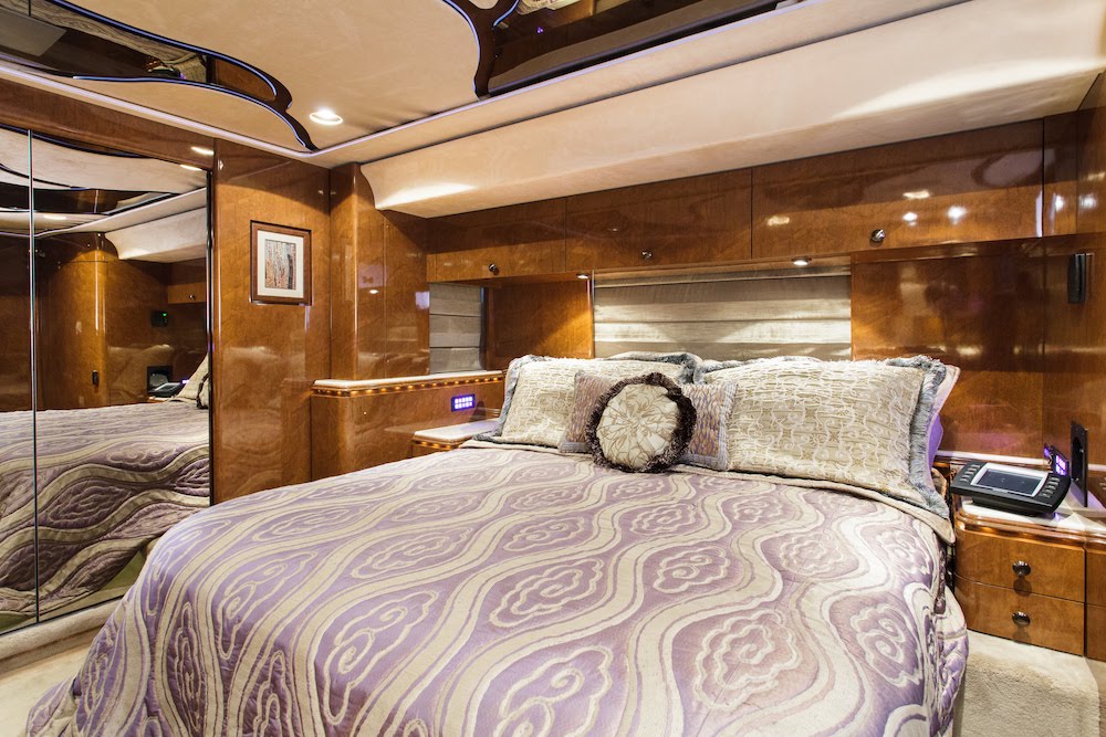 2009 Prevost Marathon XLII For Sale