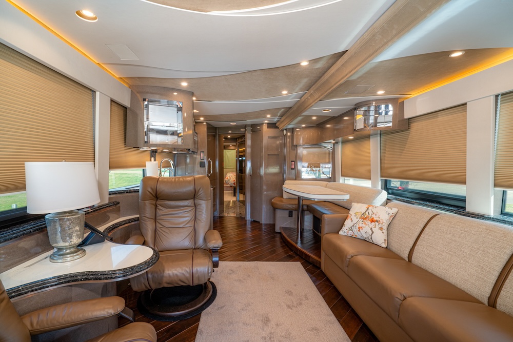 2009 Prevost Marathon XLII For Sale