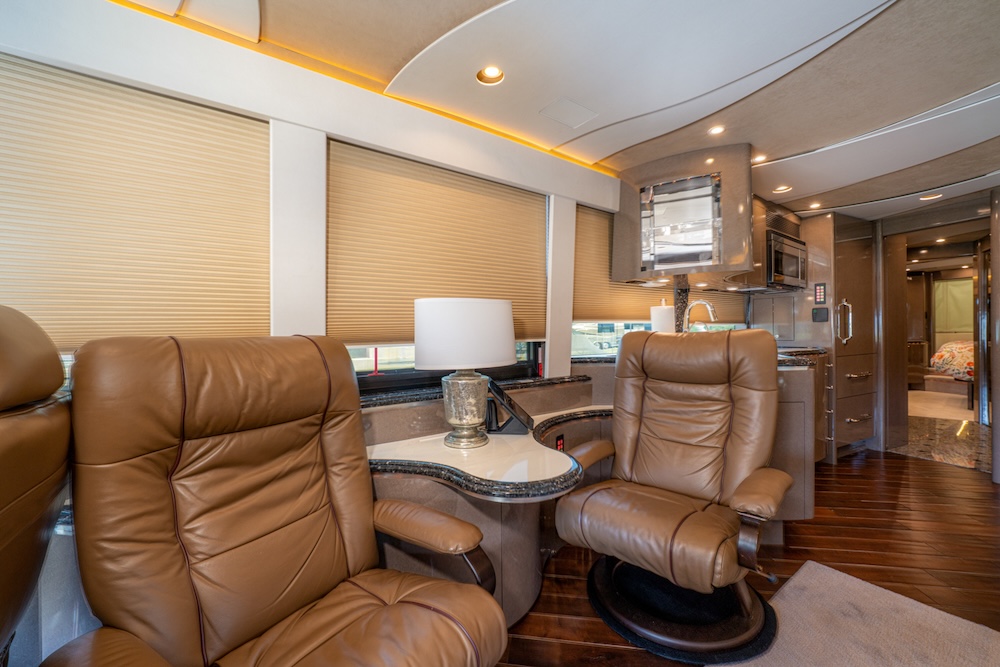 2009 Prevost Marathon XLII For Sale
