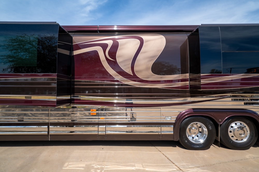2009 Prevost Marathon XLII For Sale