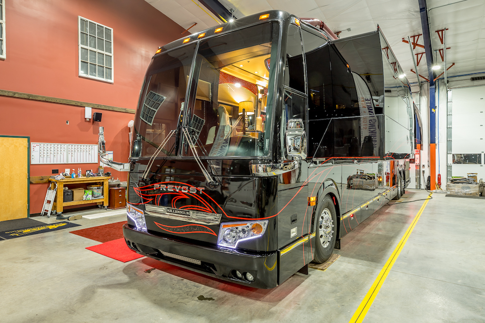 2009 Prevost Millennium H3-45 For Sale