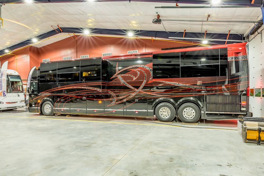 2009 Prevost Millennium H3-45 For Sale