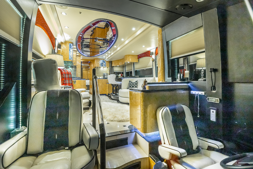 2009 Prevost Millennium H3-45 For Sale