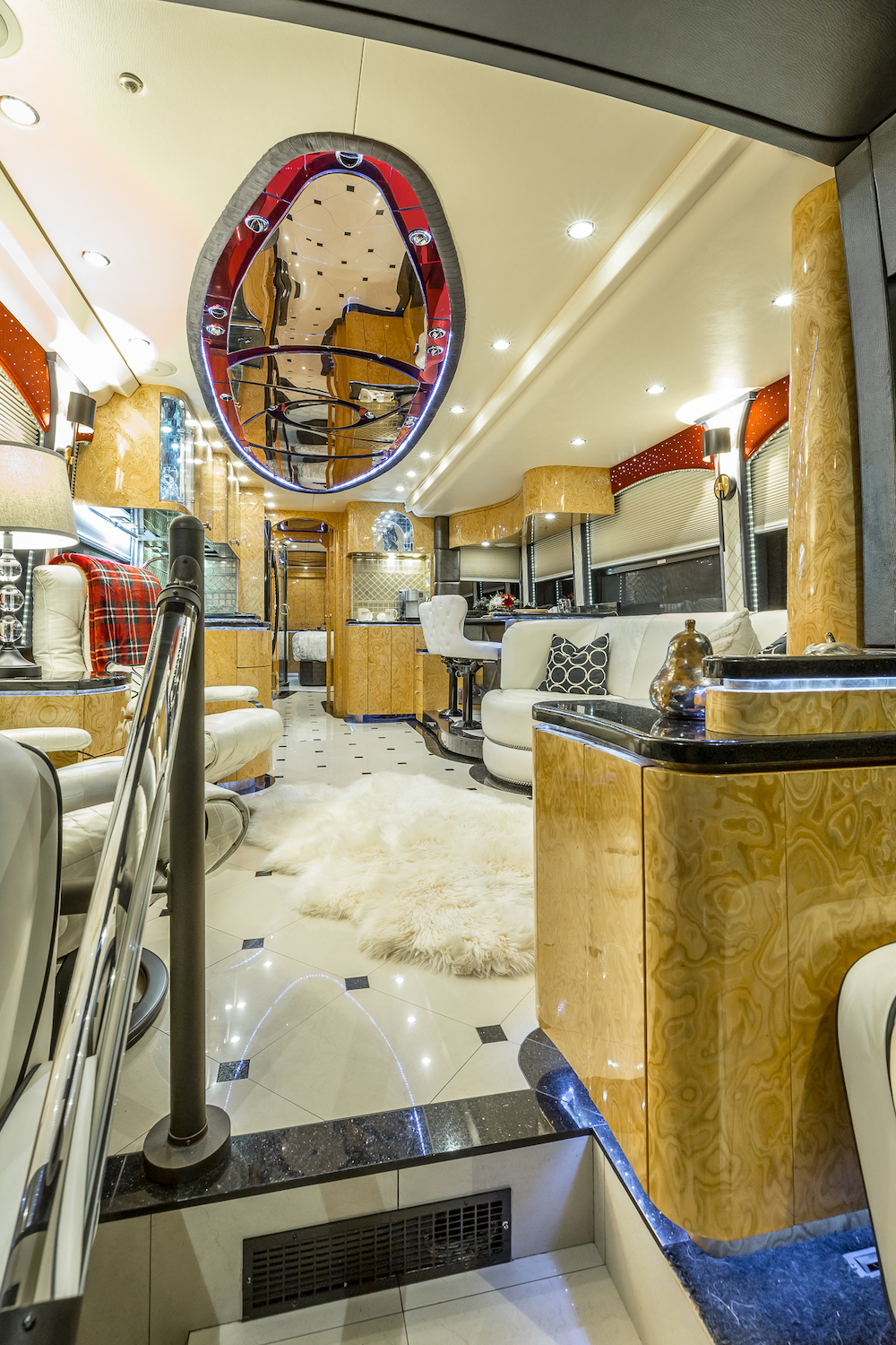 2009 Prevost Millennium H3-45 For Sale