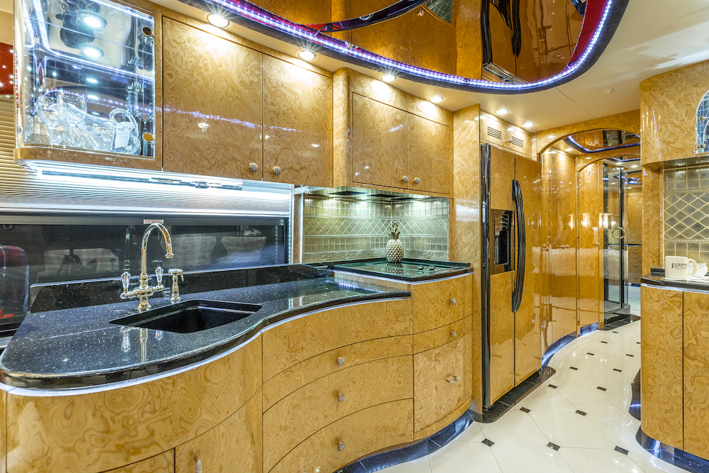 2009 Prevost Millennium H3-45 For Sale