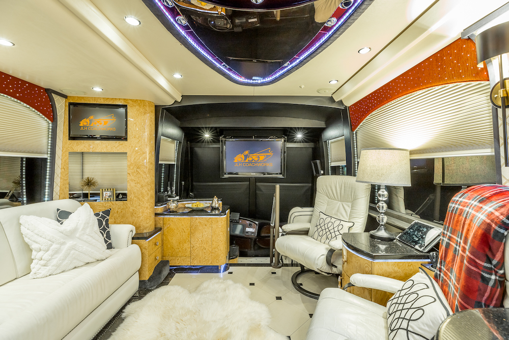 2009 Prevost Millennium H3-45 For Sale