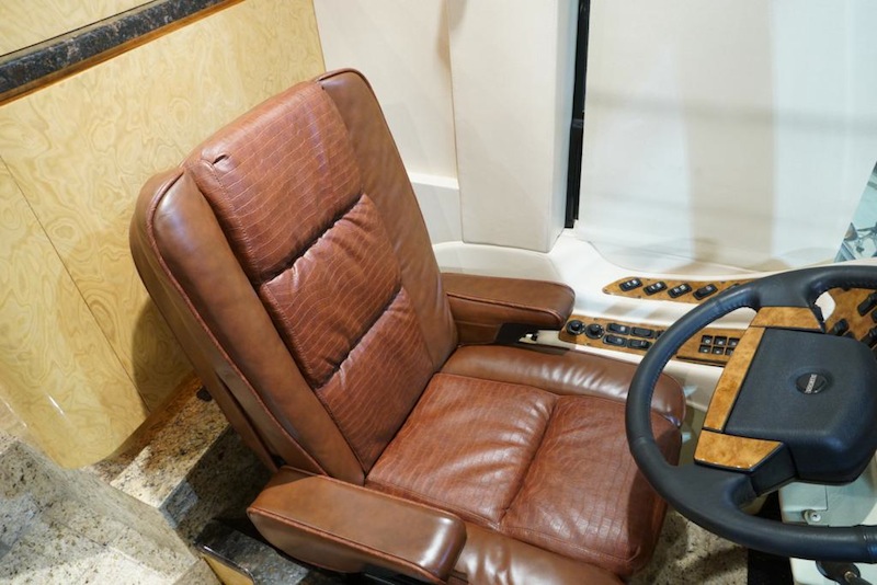 2009 Prevost Millennium H3-45 For Sale