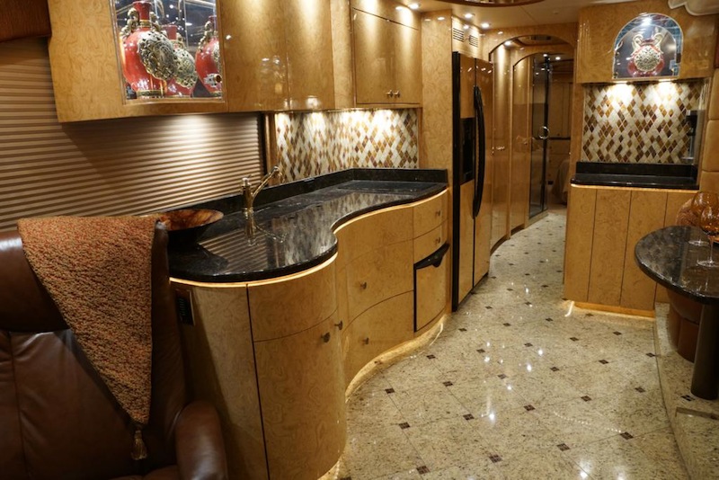 2009 Prevost Millennium H3-45 For Sale