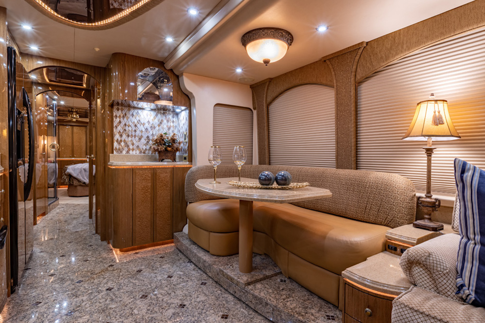 2009 Prevost Millennium H3-45 For Sale