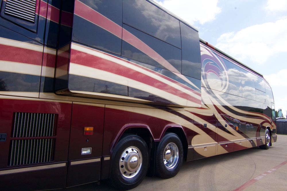 2009 Prevost Millennium H3-45 For Sale