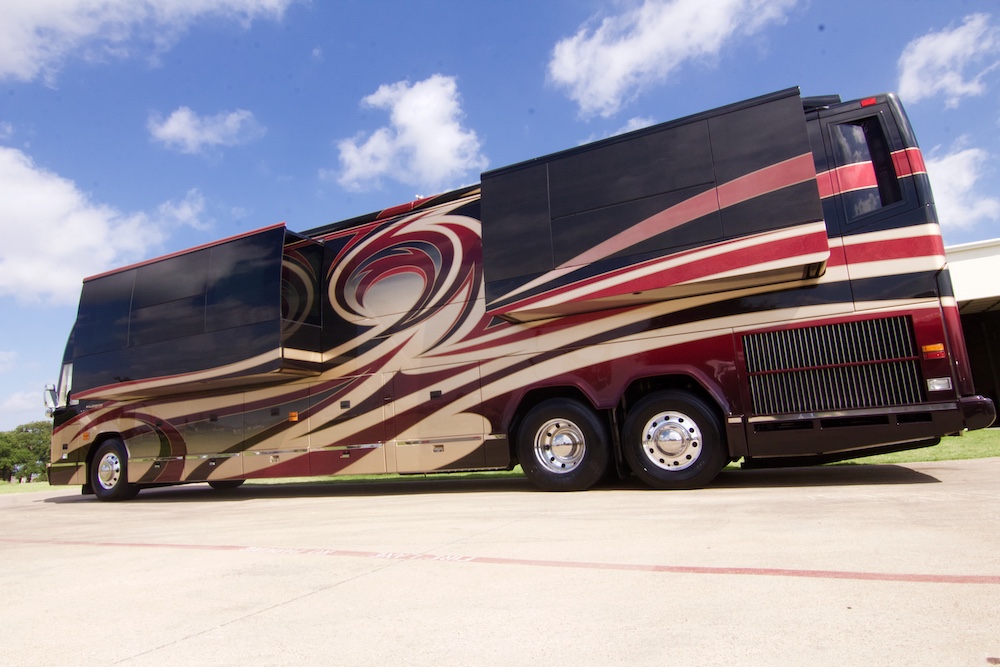 2009 Prevost Millennium H3-45 For Sale