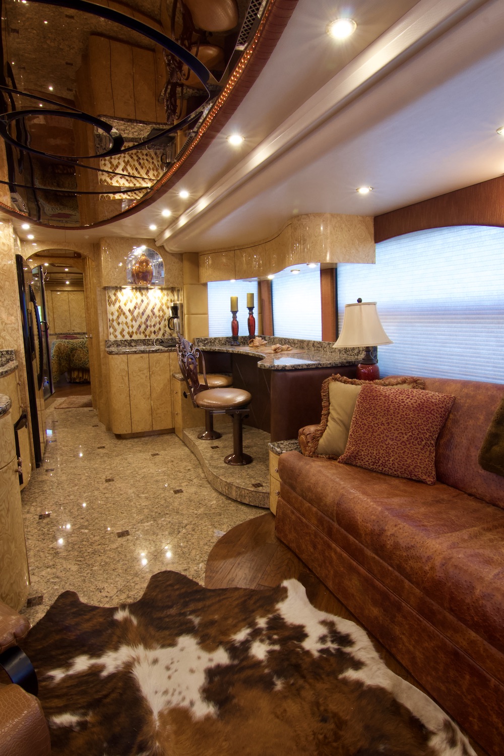 2009 Prevost Millennium H3-45 For Sale