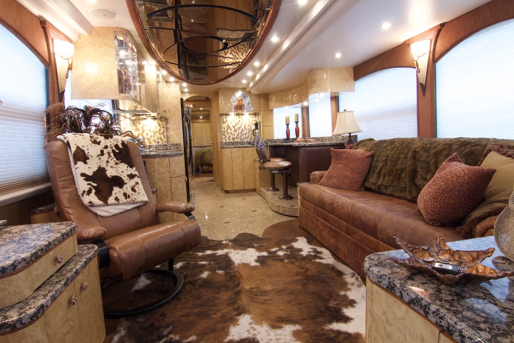 2009 Prevost Millennium H3-45 For Sale