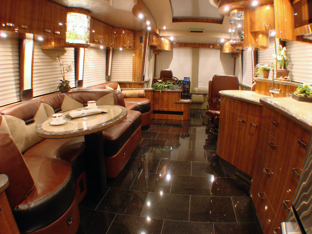 2009 Prevost Parliament XLII For Sale