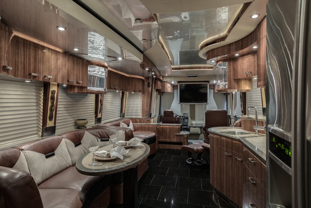 2009 Prevost Parliament XLII For Sale