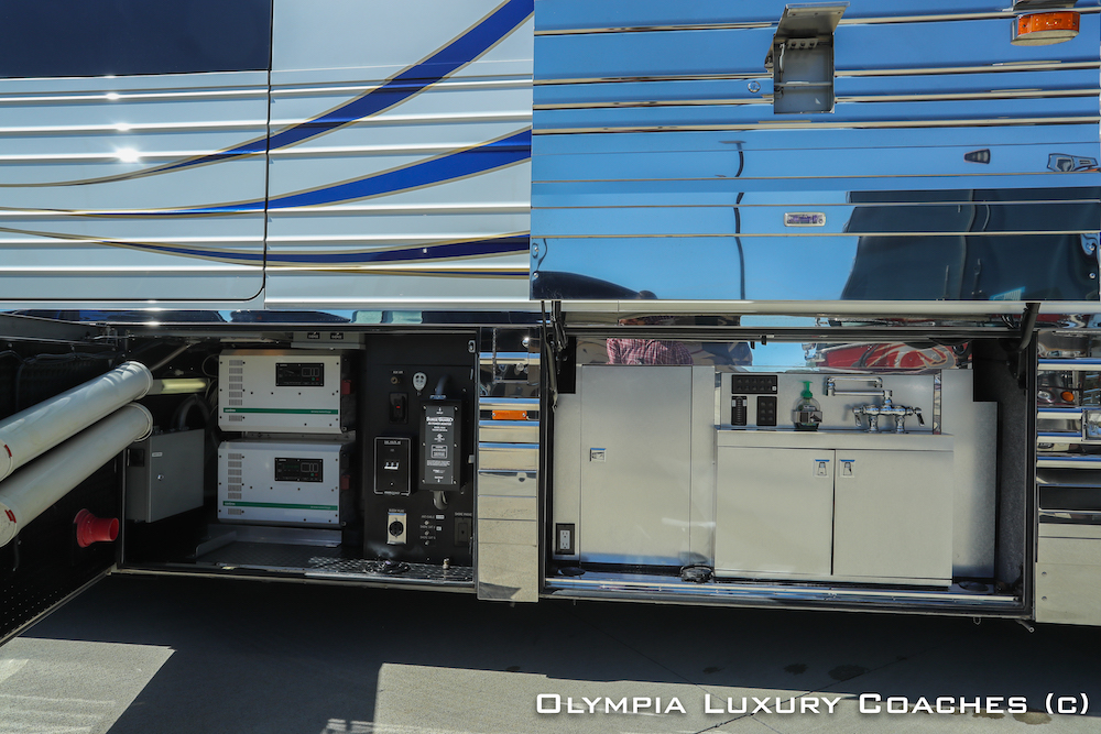 2009 Prevost Parliament XLII For Sale