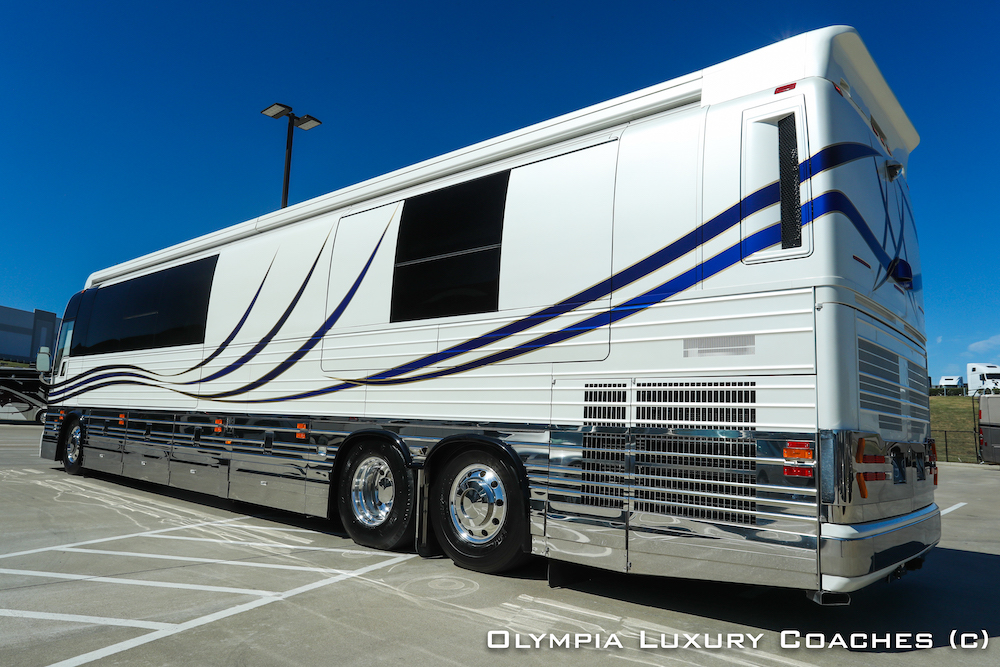 2009 Prevost Parliament XLII For Sale