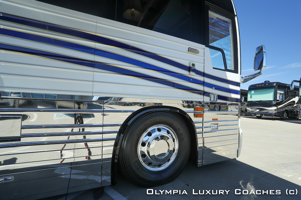 2009 Prevost Parliament XLII For Sale