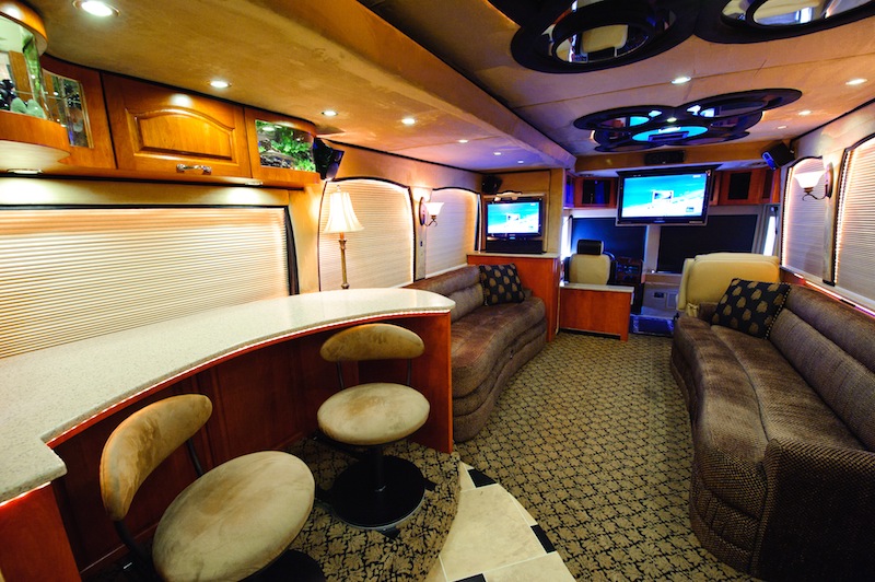 2009 Prevost Russell XLII For Sale