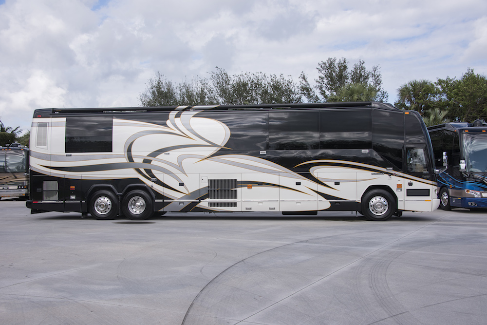 2008 Prevost Liberty H3-45 For Sale