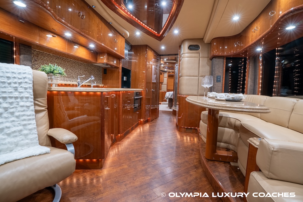 2010 Prevost Liberty XLII For Sale