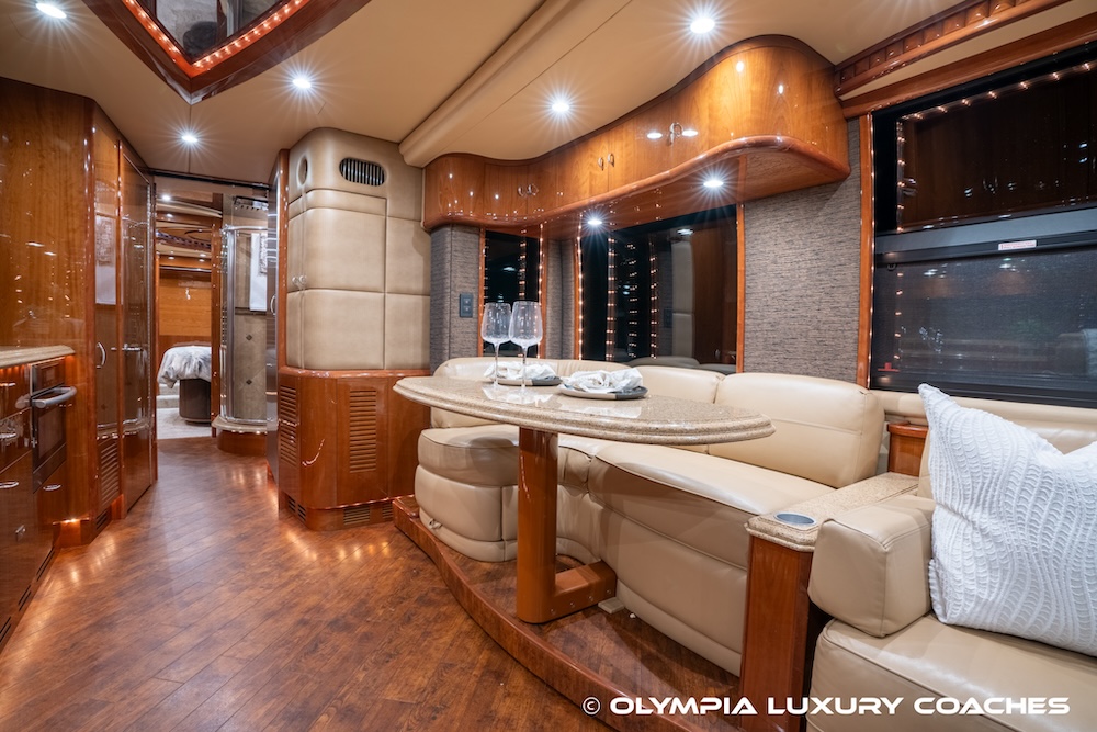 2010 Prevost Liberty XLII For Sale